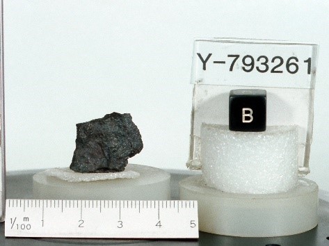 Yamato-793261隕石