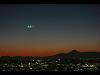 （夕空の水星と富士山の写真）