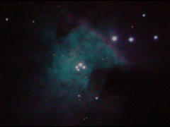 トラペジウム背後の星雲