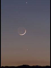 （渡邊真也氏撮影の月と水星、木星の写真）