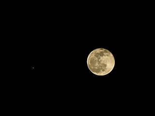 （月と木星の写真）