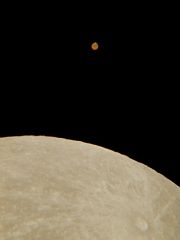（高村郁夫氏撮影の月と火星の写真 2）