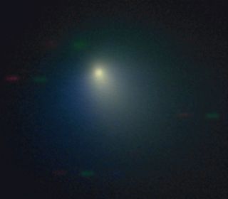 （テンペル彗星の画像）
