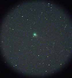 岩手県大野村で撮影された C/2001 A2 リニア彗星
